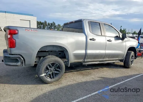 2020 Chevrolet Silverado K1500 Trail Boss Custom z USA, uszkodzony, nr VIN 1GCRYCEF2LZ129873